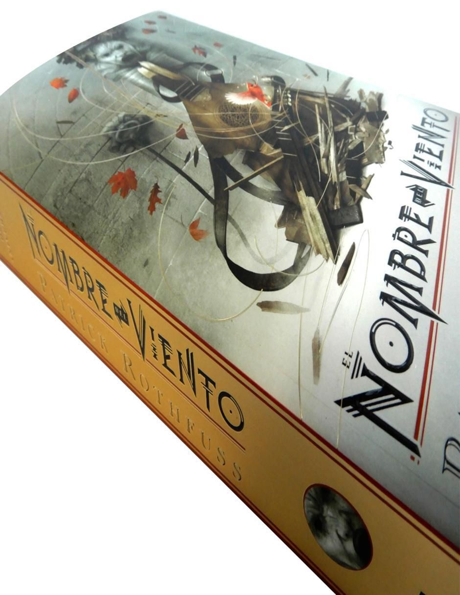 Libro El Nombre del Viento (Edición de Lujo por el 10º Aniversario de la Publicación) de Patrick Rothfuss