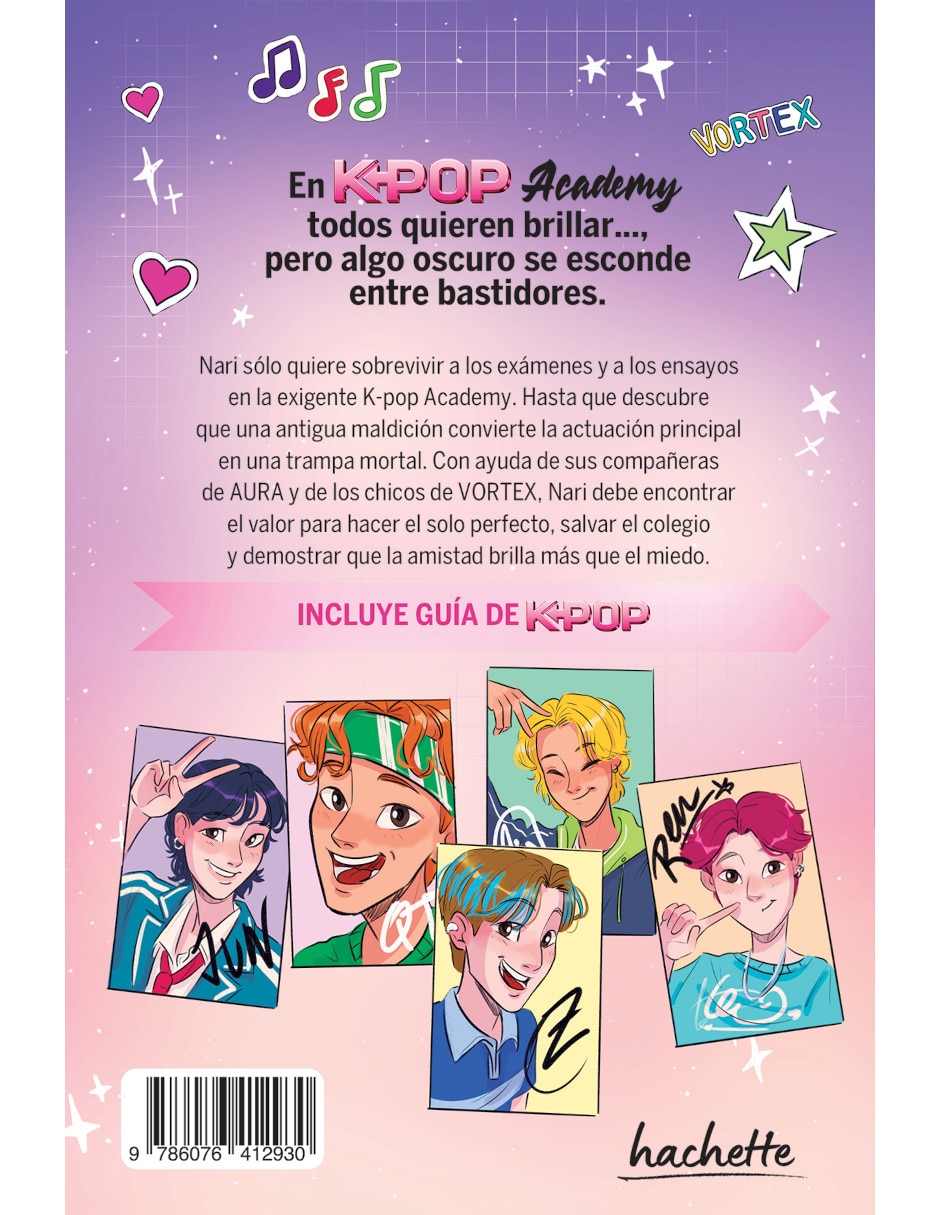 Libro/estuche con libros k-pop academy. maldición bajo los focos de finch mina 2